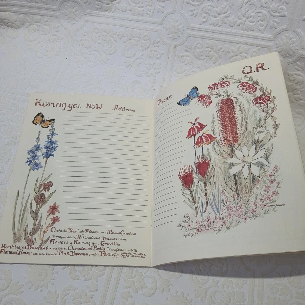 Vintage AUSTRALIAN WILDFLOWERS ADDRESS AND PHONE BOOK Mary Edwards Floral Art